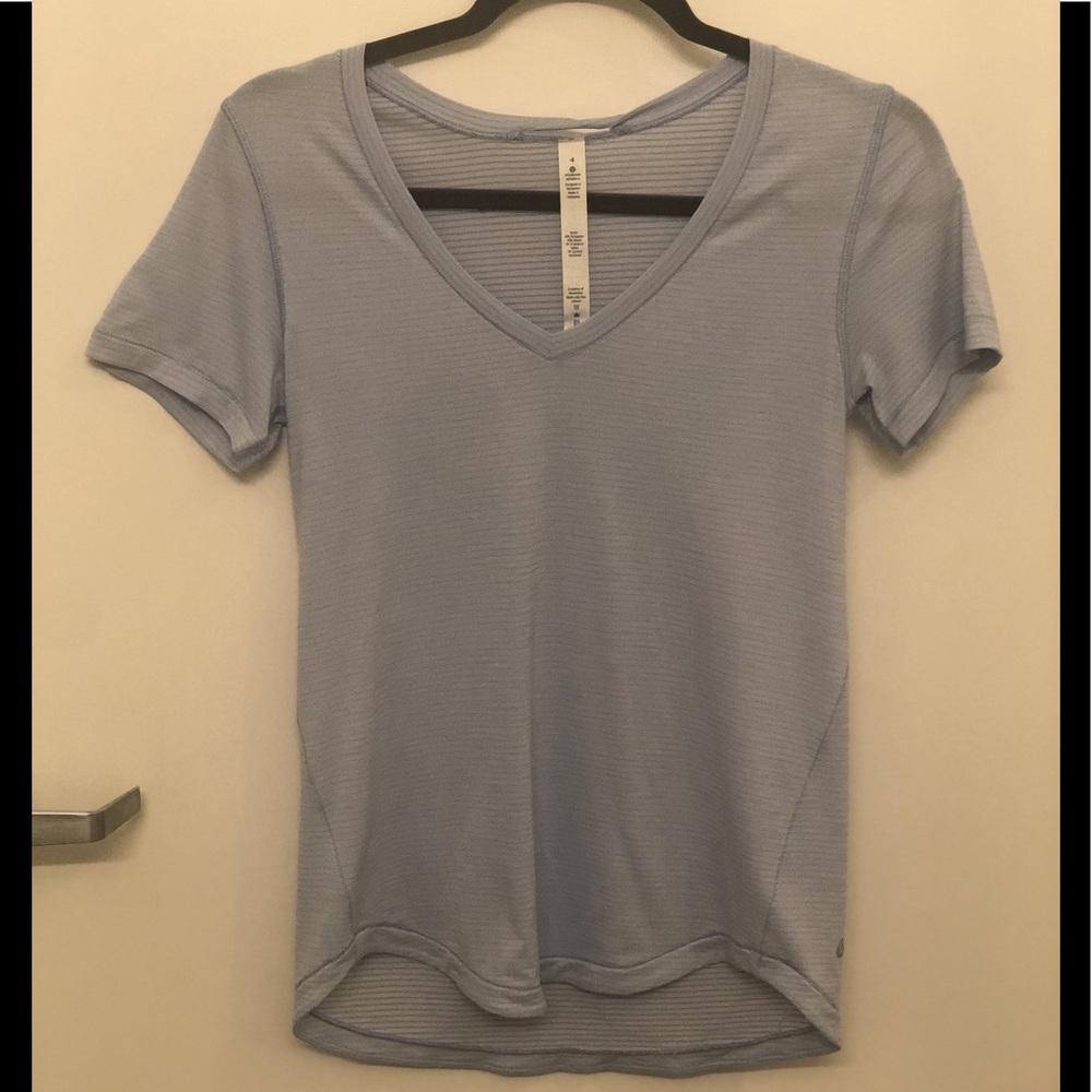 Lululemon Short Sleeve Top - Periwinkle color